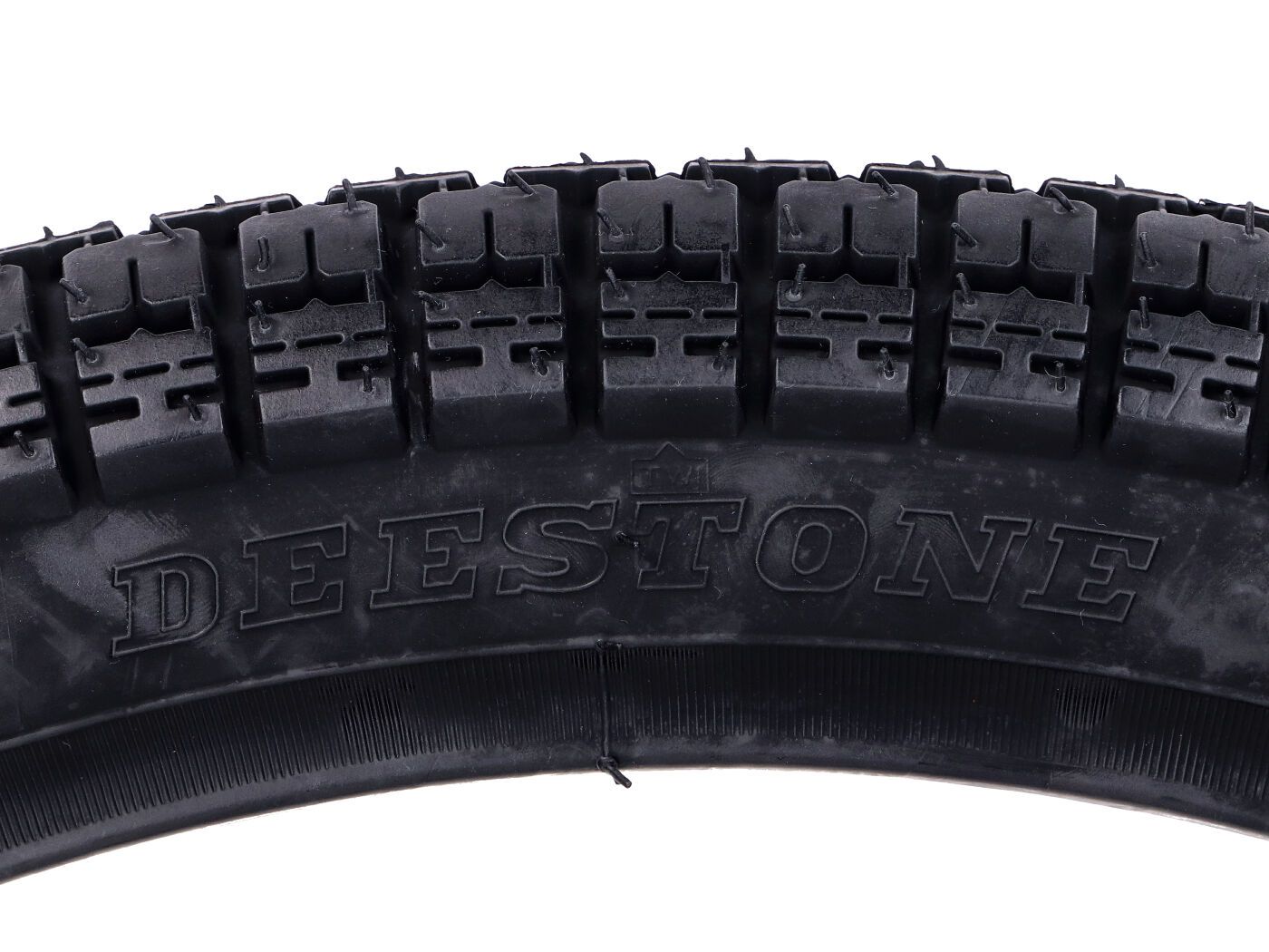 Deestone D776 2.25x17