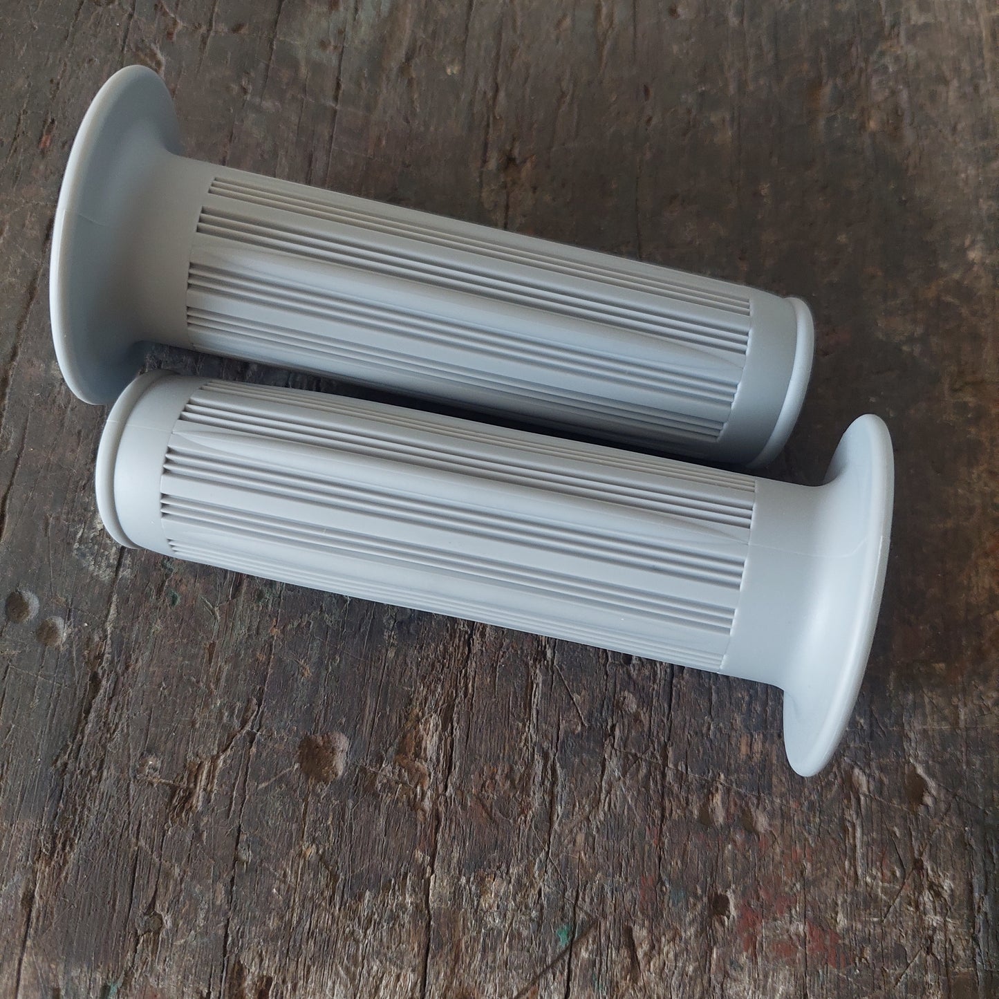 Handvatenset grijs als Magura