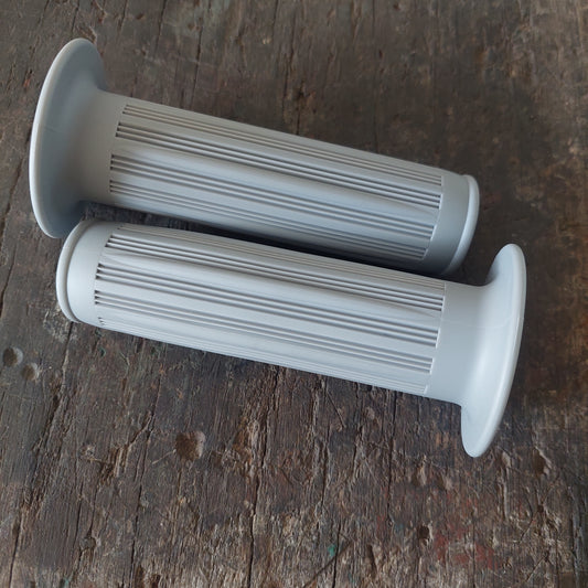 Handvatenset grijs als Magura