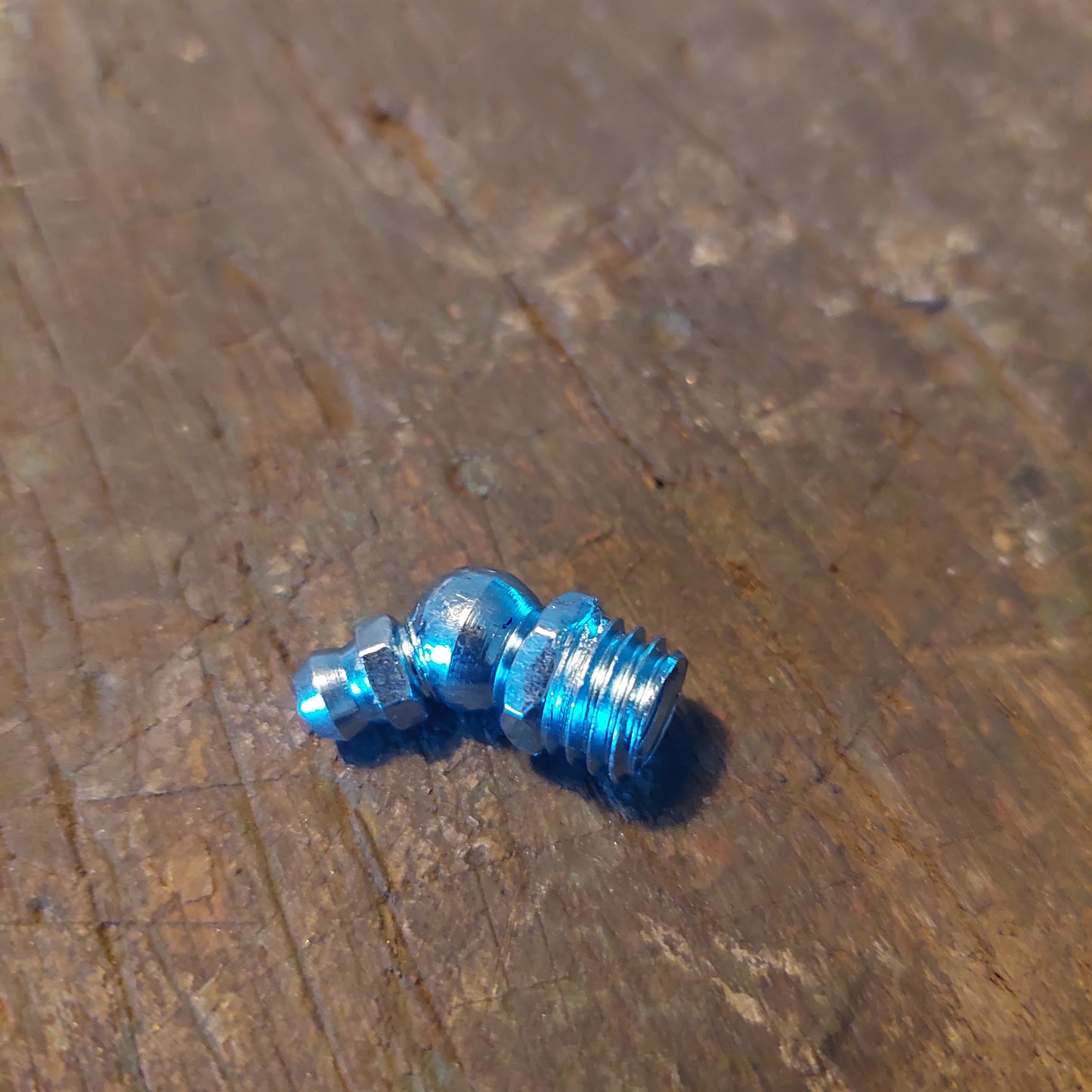 smeernippel M10x1.5 45graden