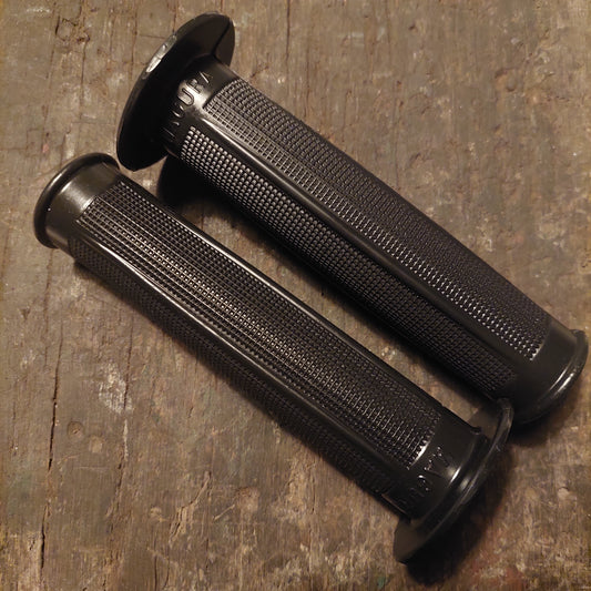 Handvatenset  lang 13cm zwart Magura