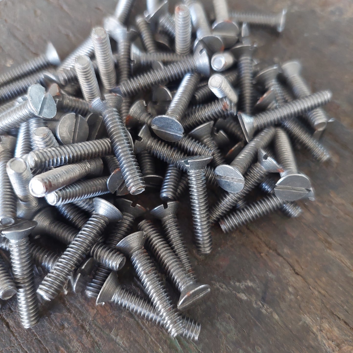 schroef M5x25 conisch/plat