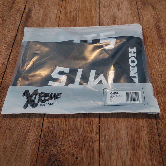 zadelovertrek MT5 carbonlook